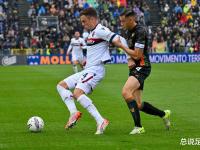 开云体育官方网站-那不勒斯主场不敌博洛尼亚，联赛表现下滑