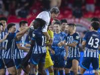 开云体育入口-包含广州恒大首发阵容变动引众议；教练组力保新系统稳定性的词条