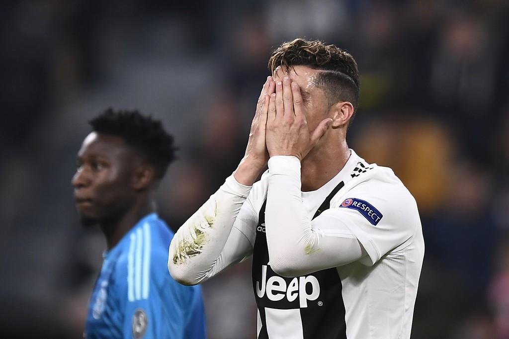 波尔多遭遇不利局面,球队需寻求突破 波尔多遭遇不利局面,球队需寻求突破