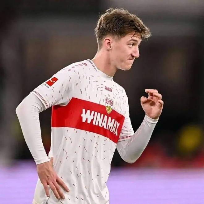 包含斯图加特主帅下课,球队寻找新的带领者的词条 包含斯图加特主帅下课,球队寻找新的带领者的词条