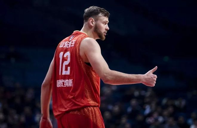 平顶山男篮豪取连胜，谨慎备战季后赛关键之战的简单介绍