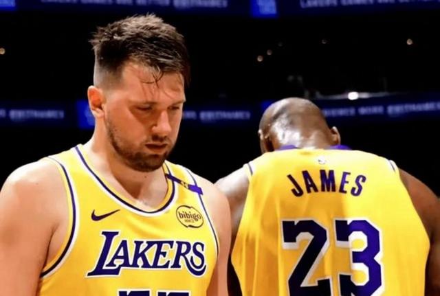 深圳队逆转雷霆,东契奇状态火热的简单介绍 深圳队逆转雷霆,东契奇状态火热的简单介绍