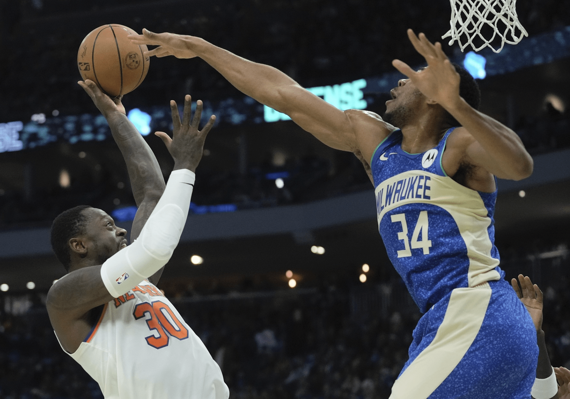 雄鹿翻盘猛龙，布伦森高光表现