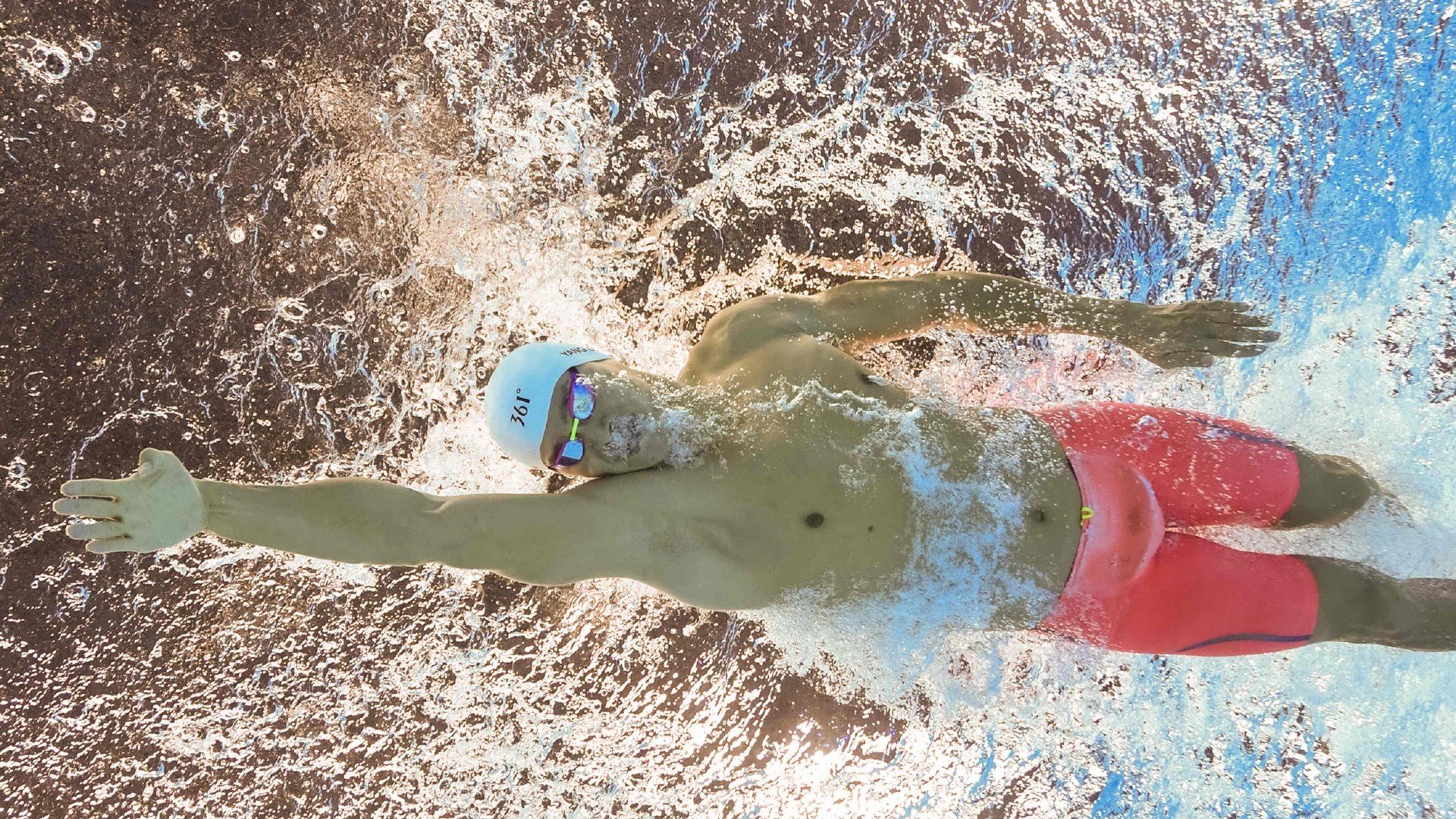 英超争冠之夜，莫德里奇如何以大师节奏引领全队