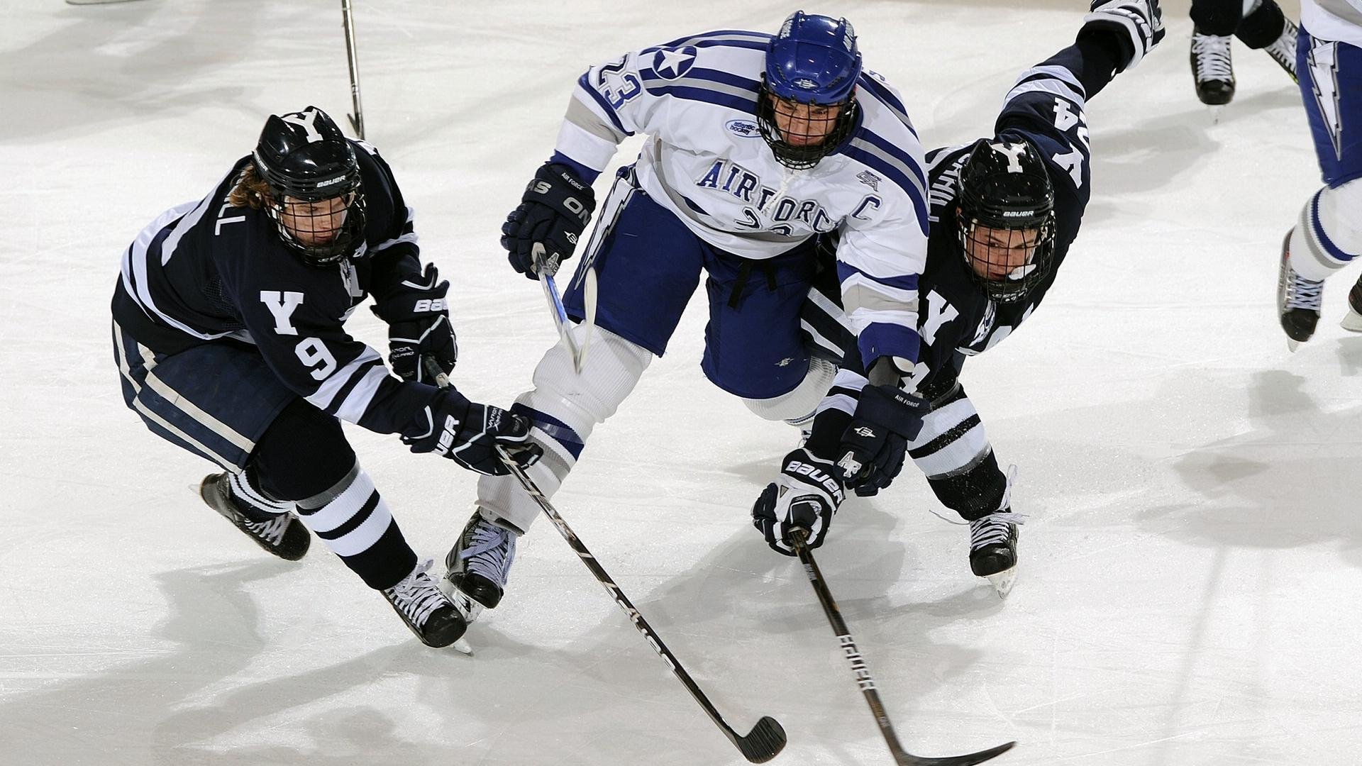 戈贝尔带动全队节奏，太阳掀翻雷霆
